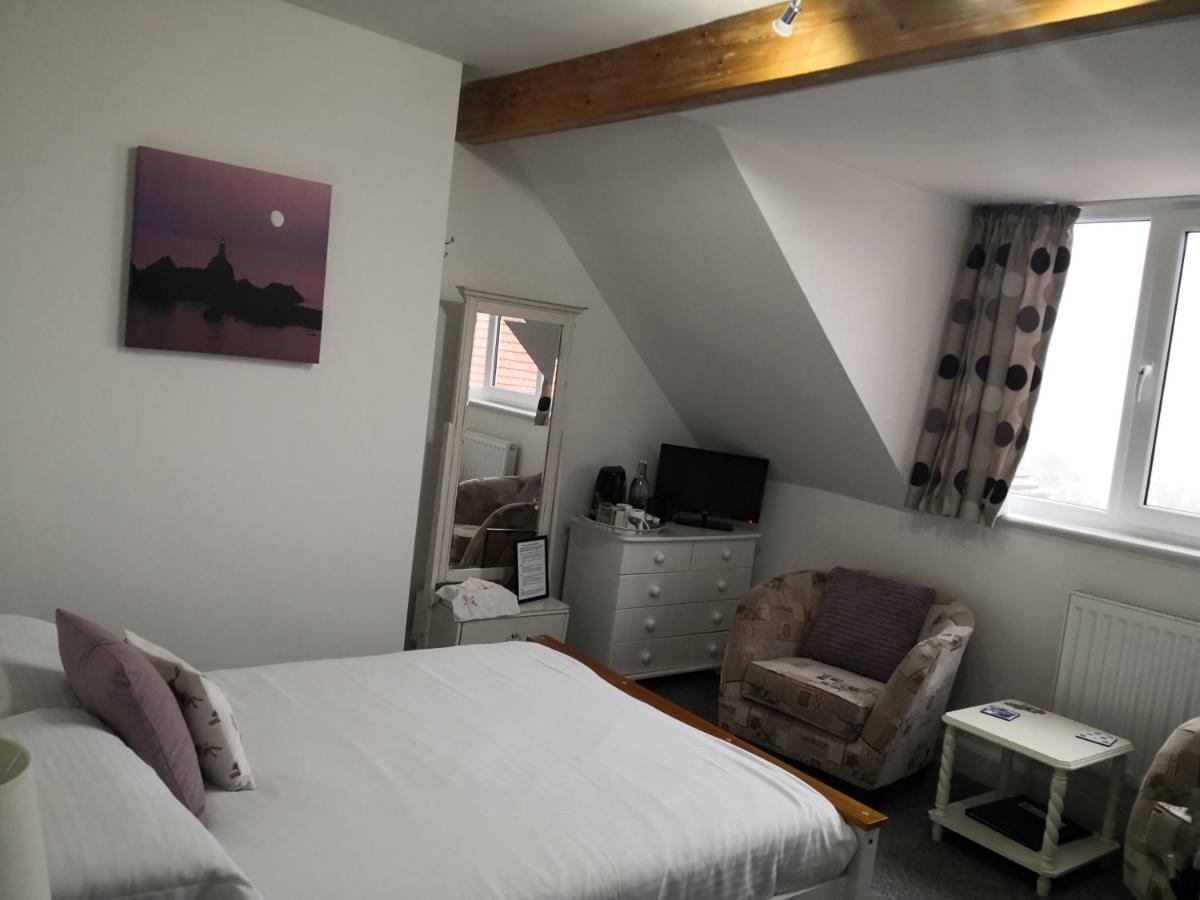Sunset Guest House Ханстантон Экстерьер фото A room at the Old Post Office