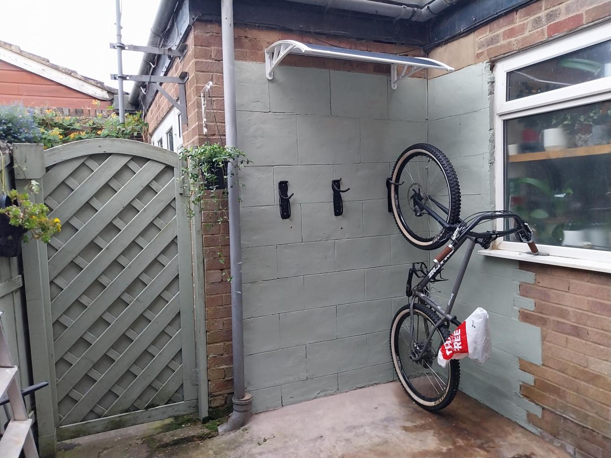 Sunset Guest House Ханстантон Экстерьер фото A bicycle shower