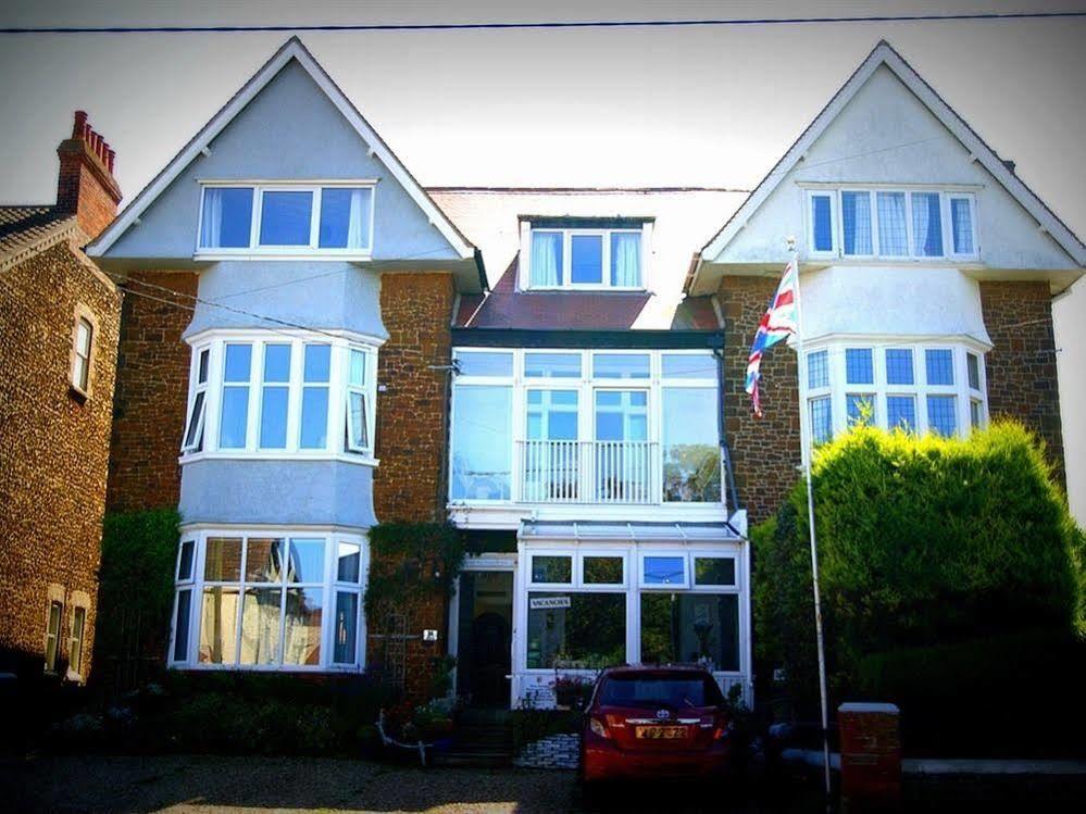 Sunset Guest House Ханстантон Экстерьер фото The Embassy of South Korea in London